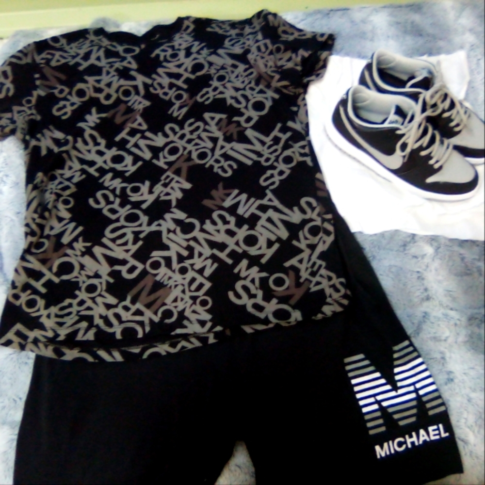 Whole Micheal kors outfit xl